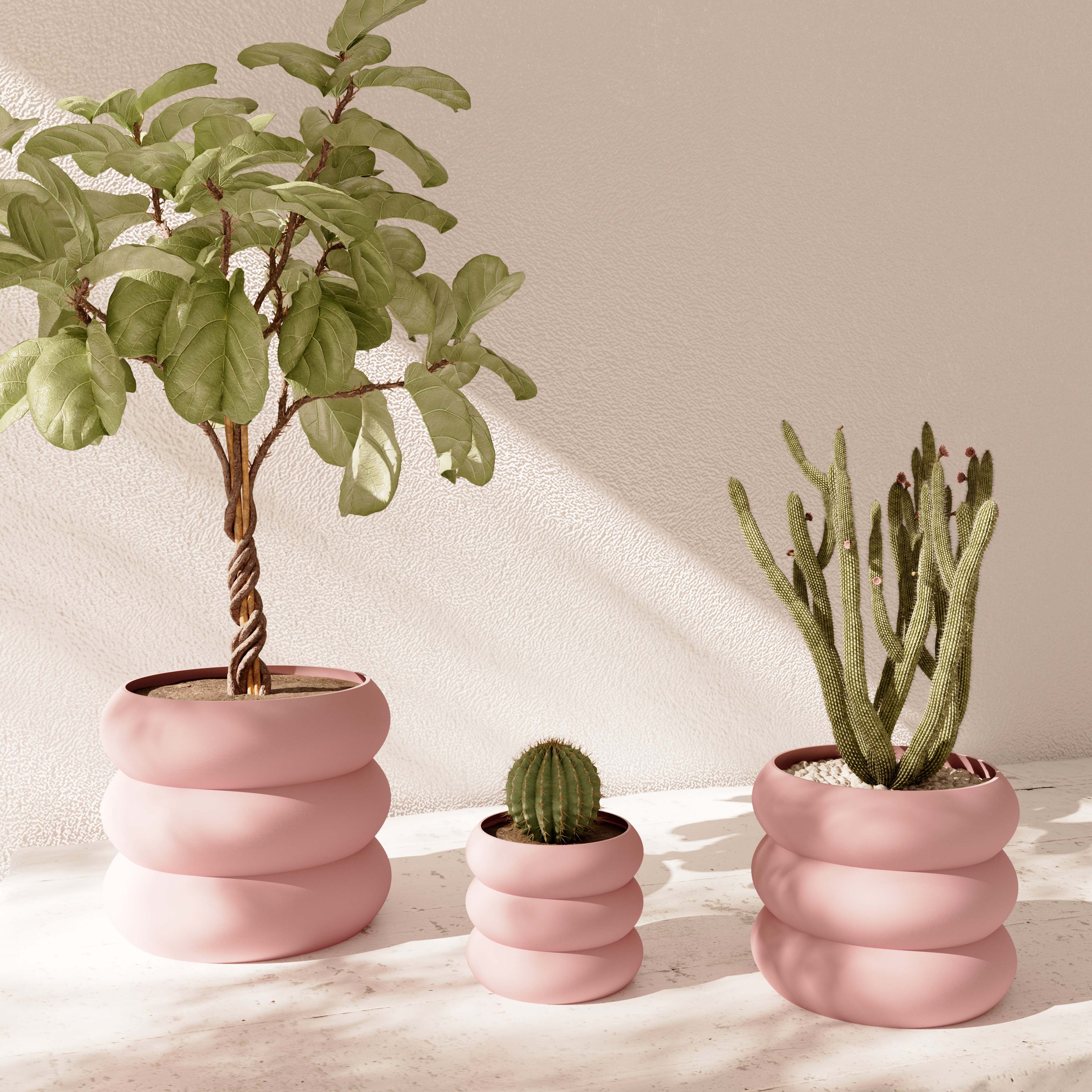 Pink 'Versailles' Indoor Planter Pot: Eco-Friendly Sustainable Plastic